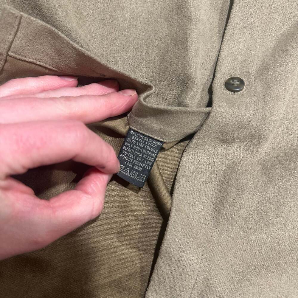 Van Heusen Soft Suede Button Down Long Sleeve - image 3